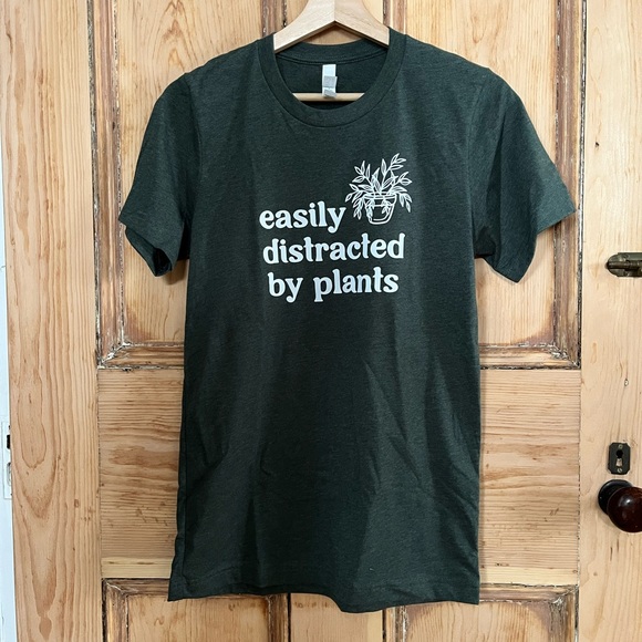 Women’s green small tshirt - Picture 1 of 1